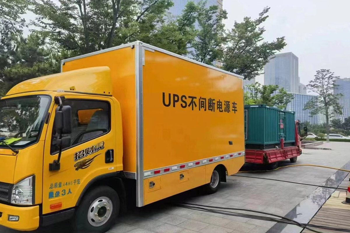 东城街道发电机租赁施工现场